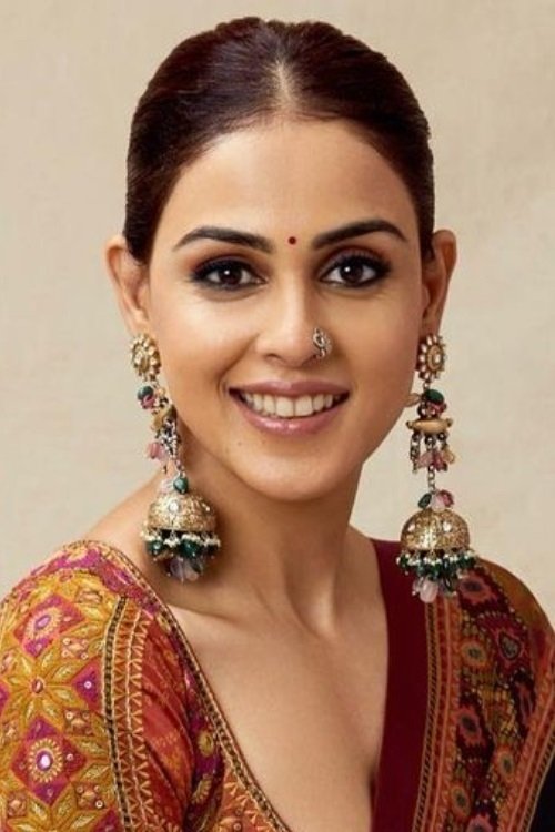 Genelia D'Souza as Suneeta Arora