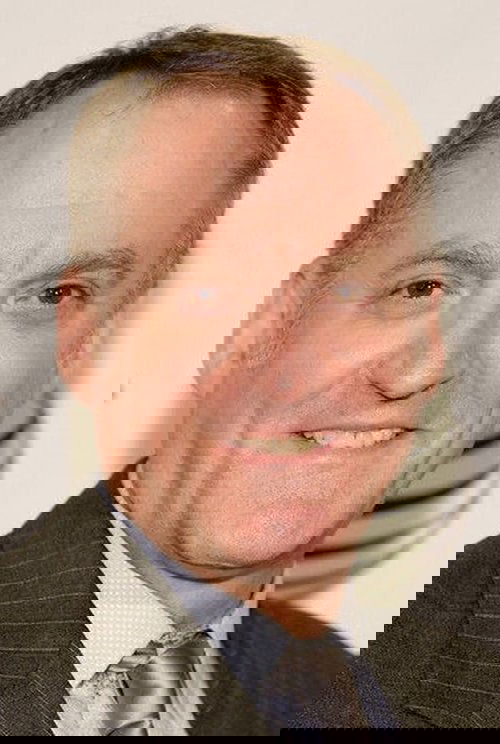 Andrew Long as Hal and Jasmine's Friend