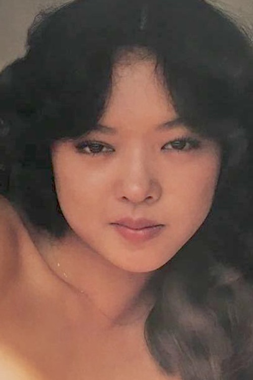 Hiromi Aoki as Mika Anzai