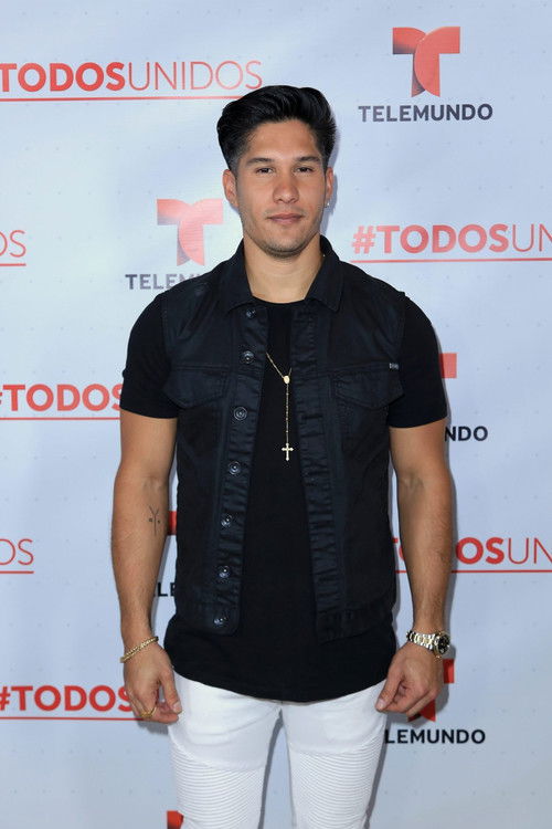 Jesús "Chino" Miranda as Sunny