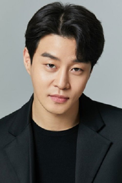 Nam Se Rin as Kang Tae Kong