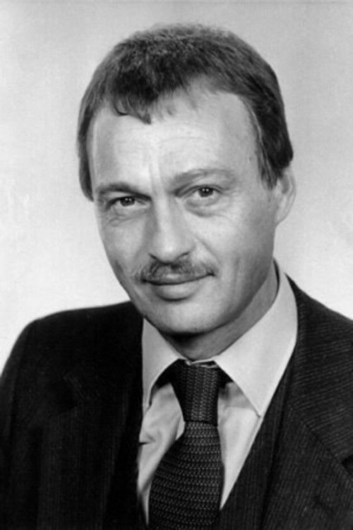 Johannes Weinrich as 