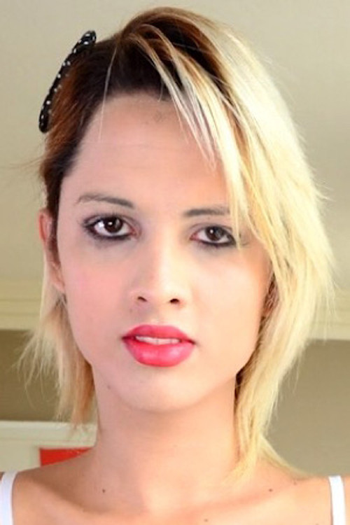 Melzina Bonekinha as 