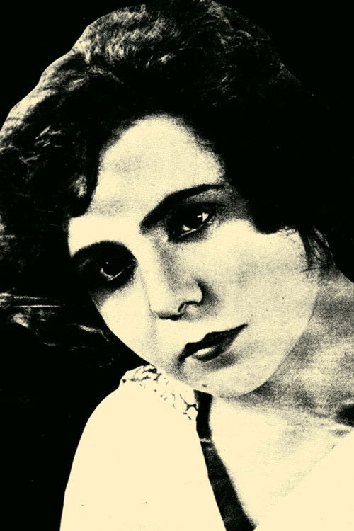 Dora Feller-Shpykovska as Tina Aleksandrovna