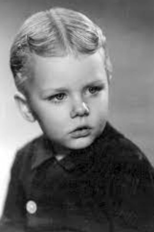 Larry Simms as Baby Bumstead