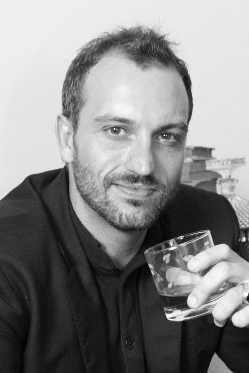 Giovanni Nervo as Leandro Braun