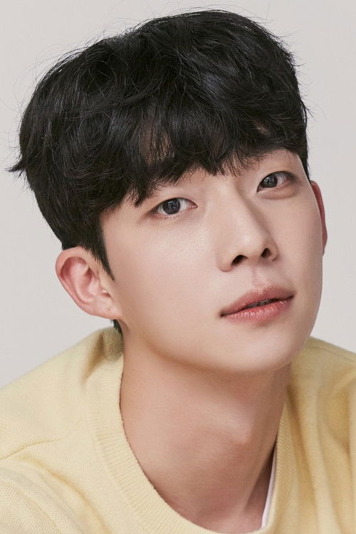 Jo Ha-ram as Sung-hun