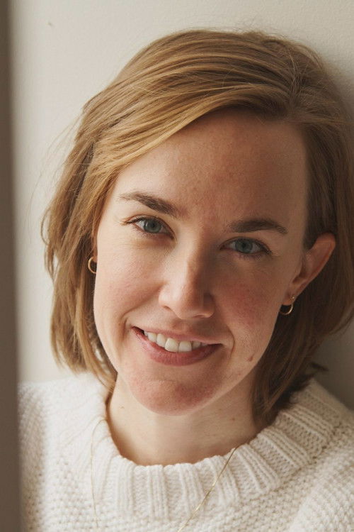 Mélanie Saint-Arnaud Dubois as Woman in White