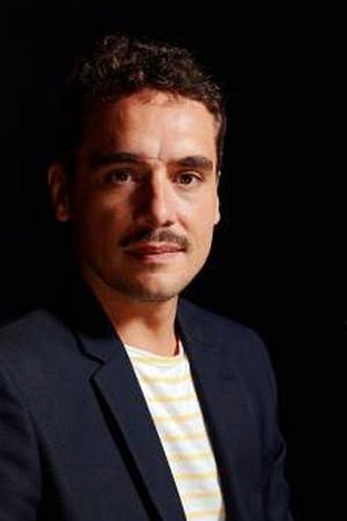 Jean Le Peltier as Tom