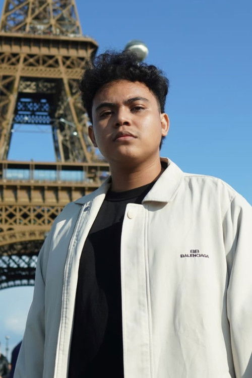 Azyd Aqsha Madani as Azyd