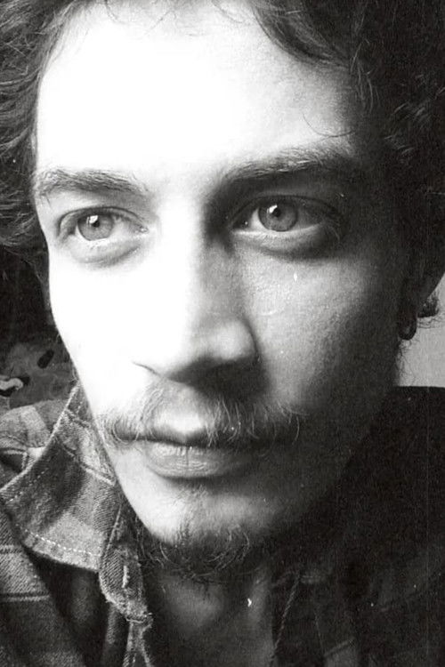 Guilherme Olmattz as Chefe