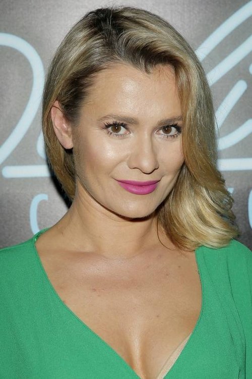 Anna Oberc as Jadźka