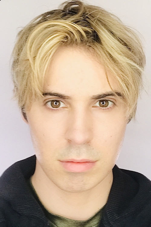 Clay Yearwood as Jessie