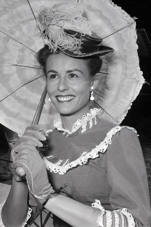 Sally Hughes as Kathy