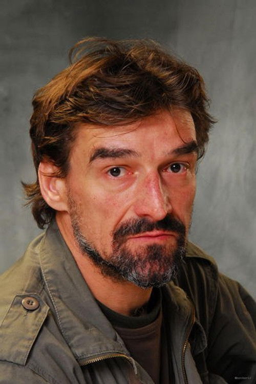 Milan Pleština as Petar Kruzic