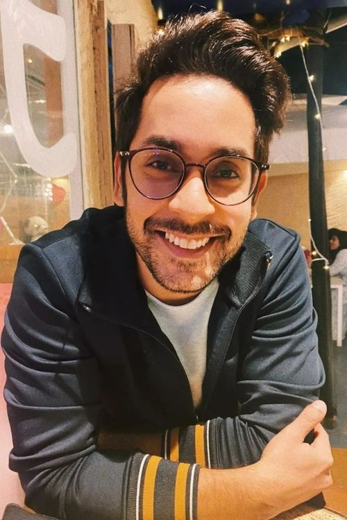 Savant Singh Premi as Balwinder