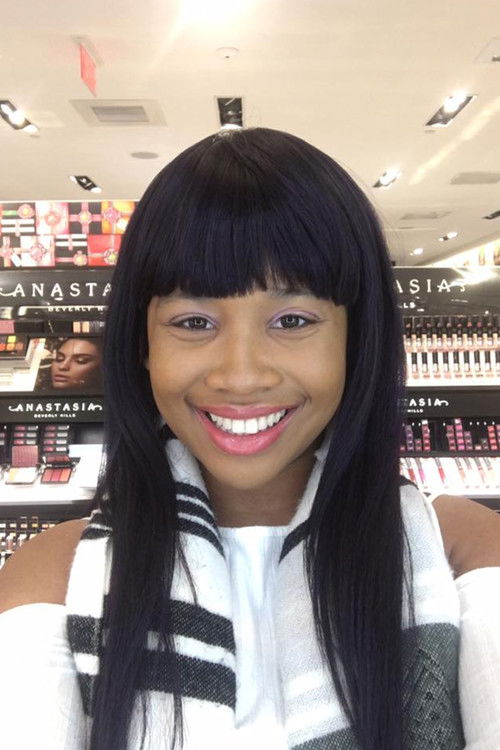 Tina Jetter as Eshia