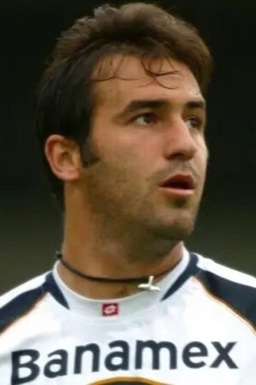 Joaquín Beltrán as Himself