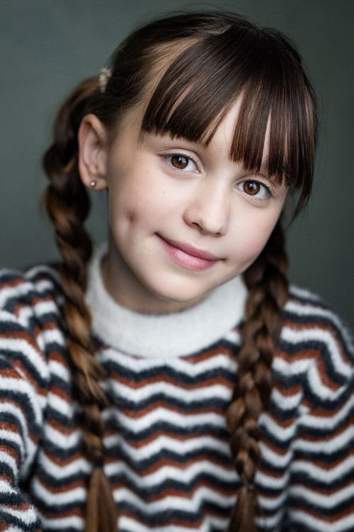 Vivienne Aarone as Sarah