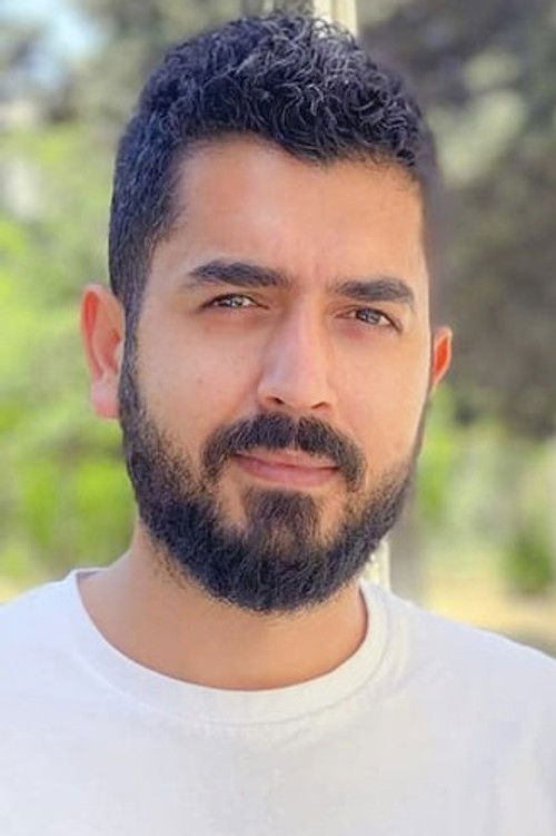 Subhi Farajov as Vlad