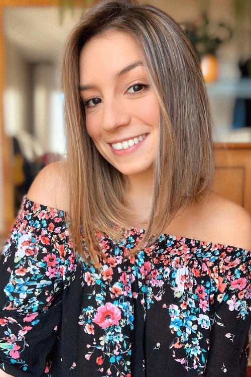 Agatha Paulita as Mônica