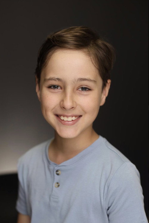 Ivan Vlasov as Charlie