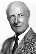 Arnold Lucy as Cafe Patron (uncredited)