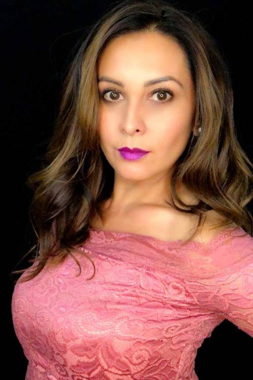 Carla Zapién as Clodomira