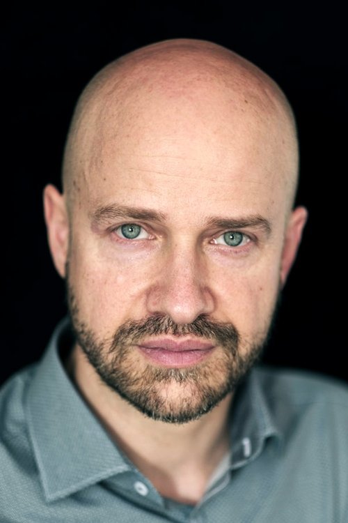 Lukas Miko as Hermann Langbein