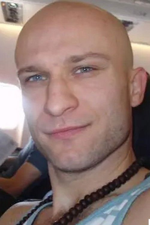 Marek Magierecki as Mitja