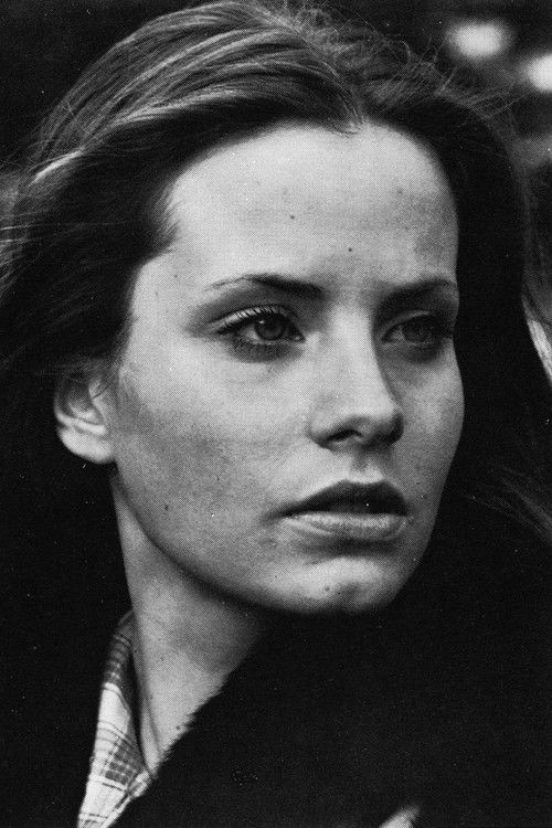 Lucie Visser as Colette