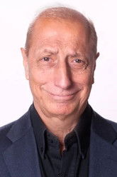 Pippo Franco as Mattarazzo