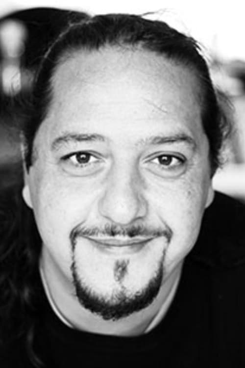 Ricardo Lo Giudice as 