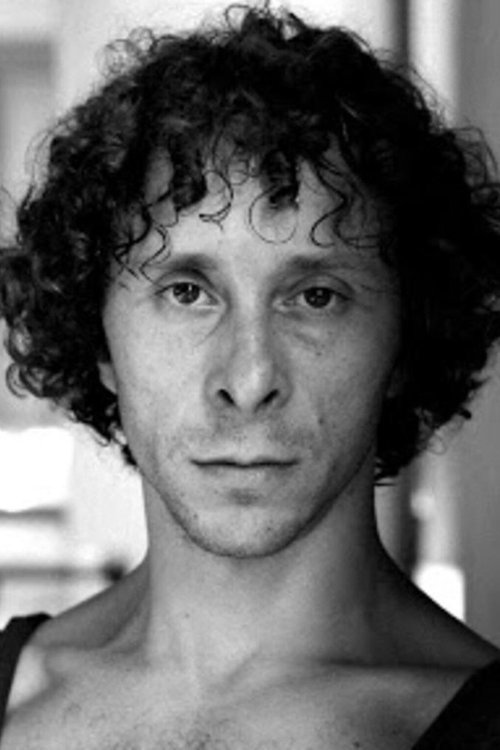 Amadeo Amodio as Dr. Dulcamara