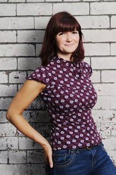 Carmen Pieraccini as Casey