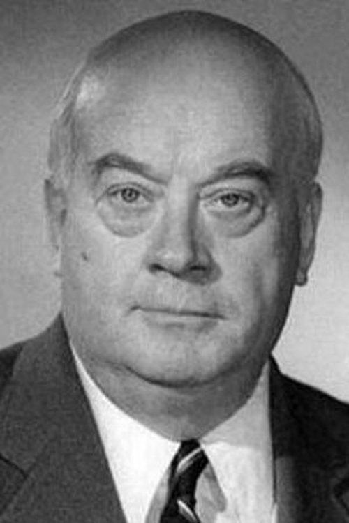 Yevgeni Morgunov as «Бывалый»