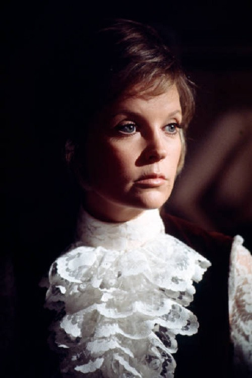 Marlyn Mason as Mildred Colvin