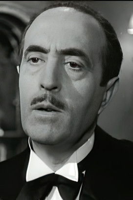 Charles Lemontier as Doctor
