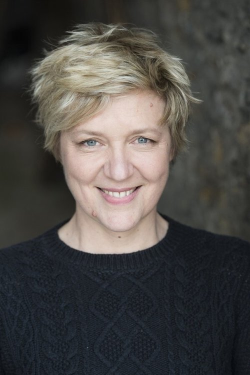 Elsa Bouchain as La toxicologue