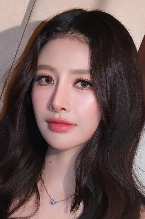 Ajcharee Srisuk as Wow - Vannaphrav Puffpastra