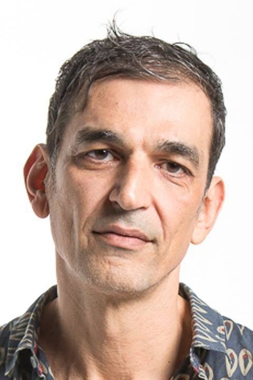 Konstadinos Siradakis as Giannis