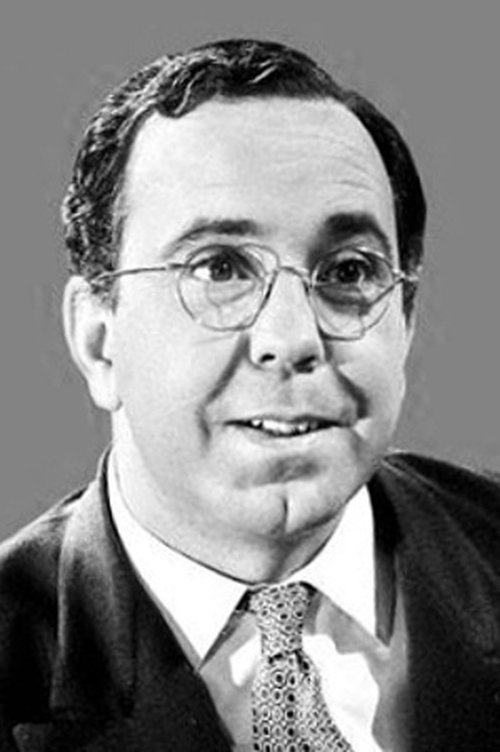 Kostas Rigopoulos as Doctor