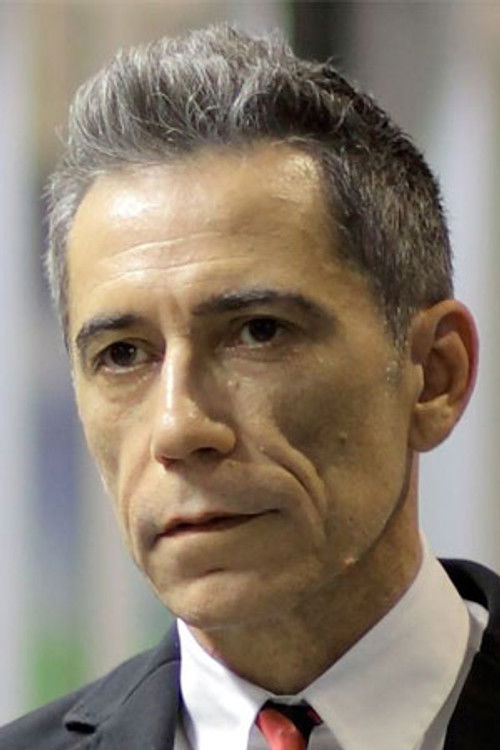 Stefano Rota as Medico Ambulanza