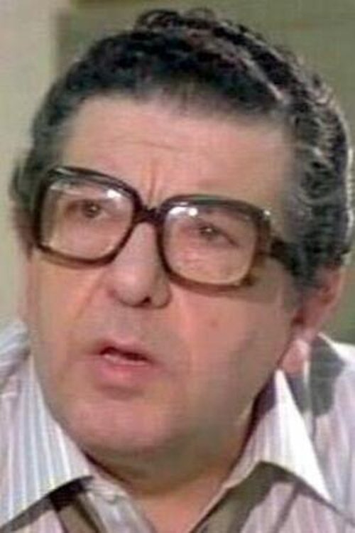 Josep Maria Angelat as Olano (as José Mª Angelat)