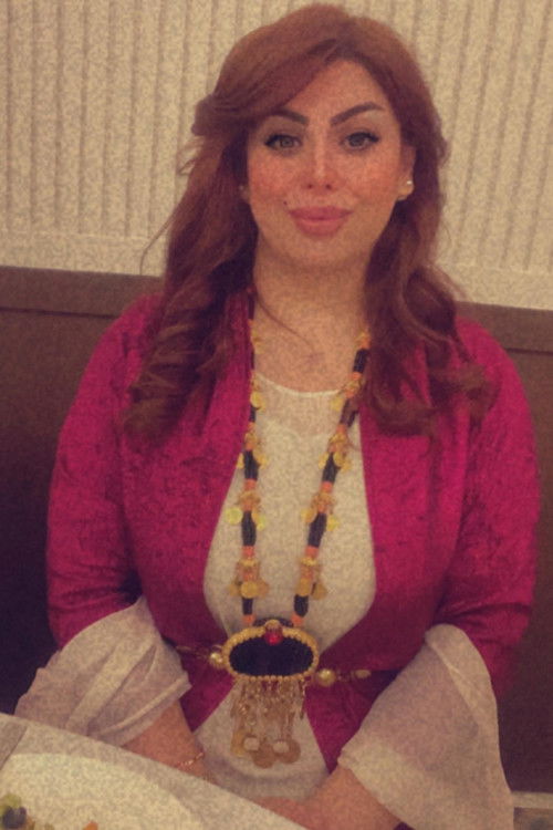 Srusht Kamaran as Kwestan