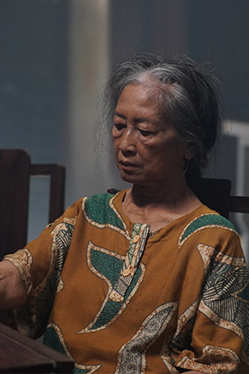 Sri Isworowati as Mbah Wedok