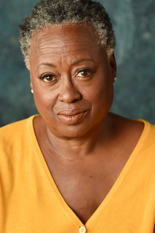 Teresa L. Graves as Old Lady