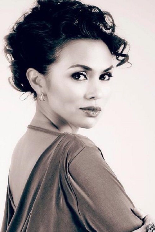 Issa Litton as Michelle Espino