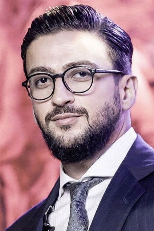 Abbas Bağırov as Mahnı ifa edən
