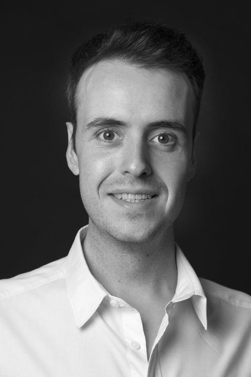 Tim Stuart as Olivier Vincke